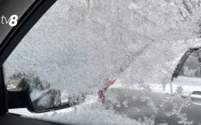 Fulgi de zăpadă în mai multe regiuni din țară. Unde nu vor cădea precipitații