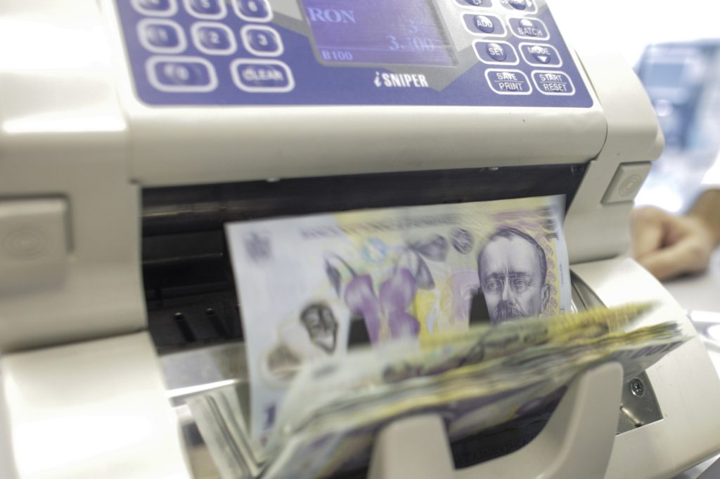 România își menține trendul de reducere a deficitului bugetar, în ciuda provocărilor economice globale, anunță oficialii de la Ministerul Finanțelor