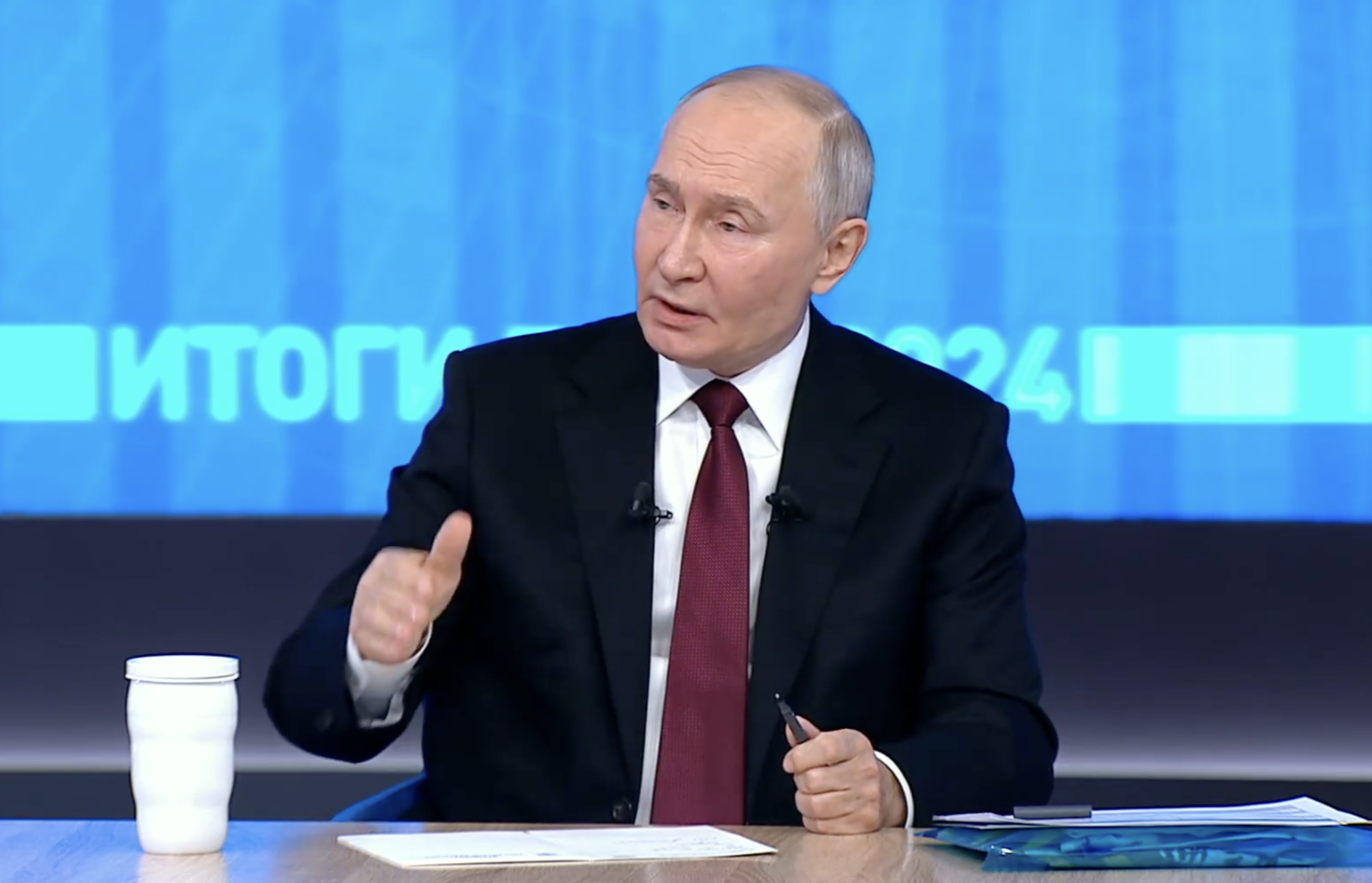 Vladimir Putin anunță că își va revizui poziția față de acordurile anterioare în contextul confruntărilor recente din Ucraina Situația din Ucraina continuă să tensioneze scena internațională, iar ultimele evoluții indică o intensificare a conflictului, în special după un incident alarmant care a avut loc recent