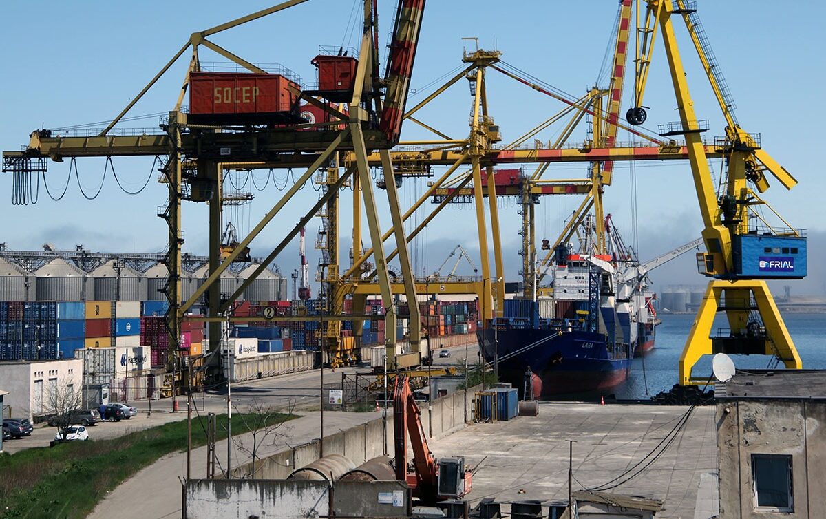 Două persoane și-au pierdut viața într-un accident grav de muncă în Portul Constanța, unul dintre cele mai aglomerate și importante puncte de încărcare și descărcare maritime din țară