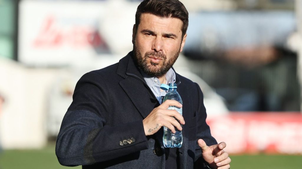 Mutu sugerează un atacant pentru echipele de top din Superligă: „Cu siguranță ar avea un impact major”