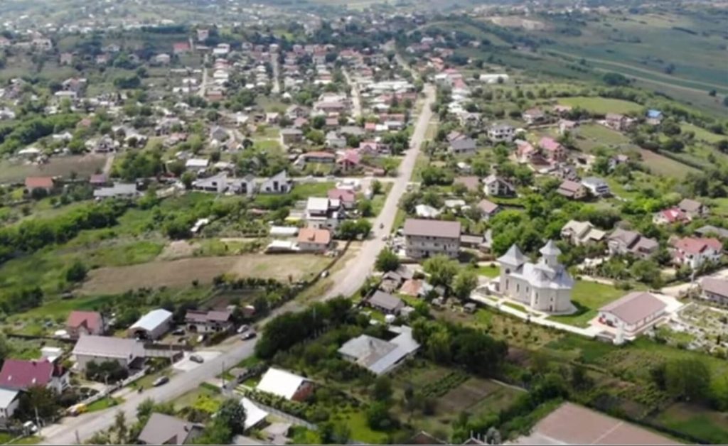 Un proces de aproape cinci ani între locatarii din comuna Rediu și autoritățile locale s-a încheiat zilele trecute, într-o manieră considerată de mulți drept frustrantă și complicată