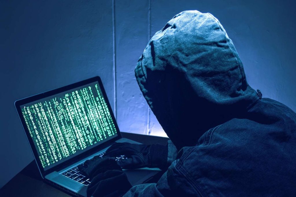 Anul 2025 a adus o schimbare radicală în modul în care percepem impactul crizei cibernetice, mutând accentul de la pierderile financiare către costul uman