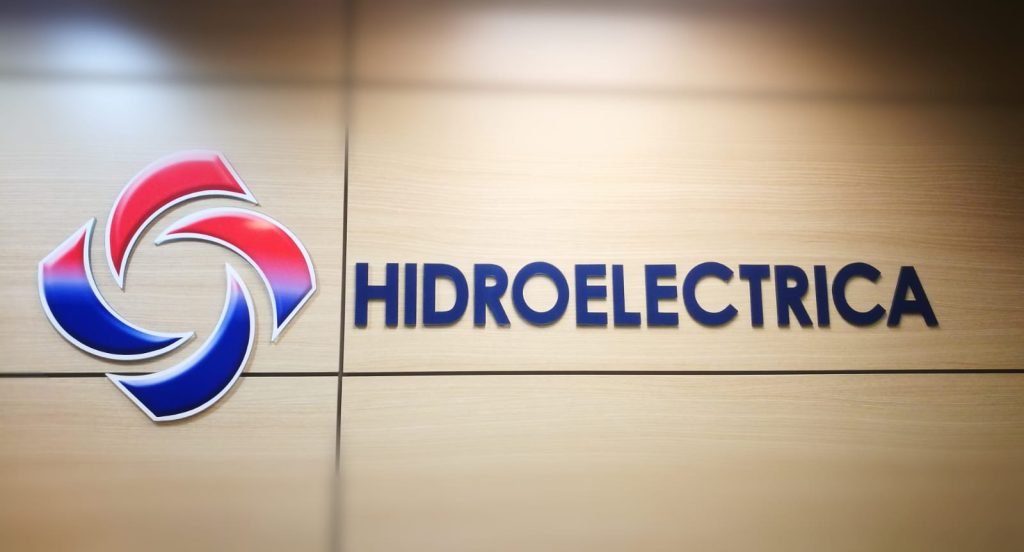 Facturile de electricitate ale clienților Hidroelectrica vor fi întârziate în ianuarie din cauza unor lucrări de mentenanță la sistemul informatic Clienții companiei Hidroelectrica trebuie să își facă o doză de răbdare în luna ianuarie, deoarece facturarea serviciilor de energie va suferi întârzieri