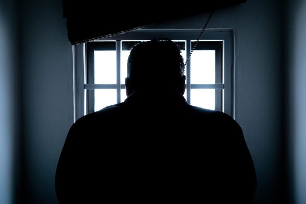 Un bărbat din Cugir, condamnat pentru cele mai grave infracțiuni de viol din ultimii zece ani în județul Alba, a aflat sentința definitivă