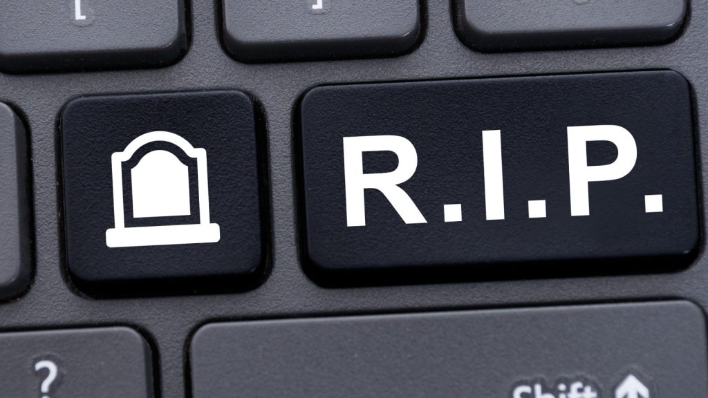 Anul 2025 pare să fie unul mai degrabă al nostalgiei tehnologice decât al celebrării unor decizii radicale sau a unor dispariții spectaculoase în lumea digitală