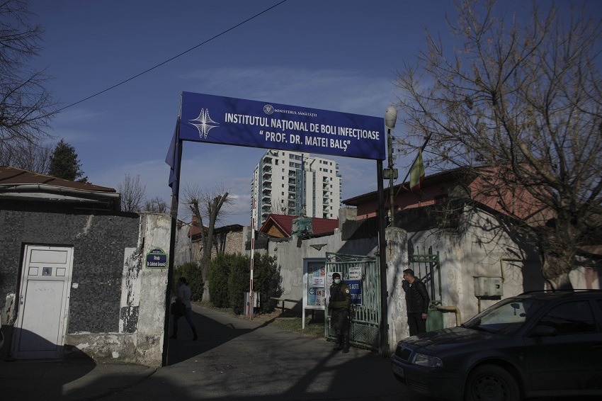 01_matei_bals_covid__INQUAM_Photos.jpg - StiriAlese