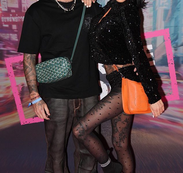 105373719-15449131-image-m-6_1767962965388.jpg - StiriAlese