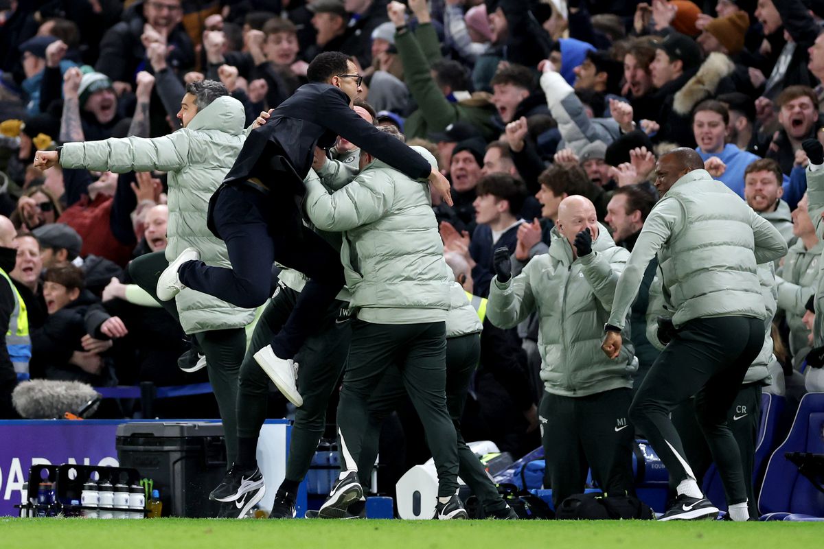 Chelsea dă o lecție de reziliență, răstoarnă soarta meciului cu 3-2!