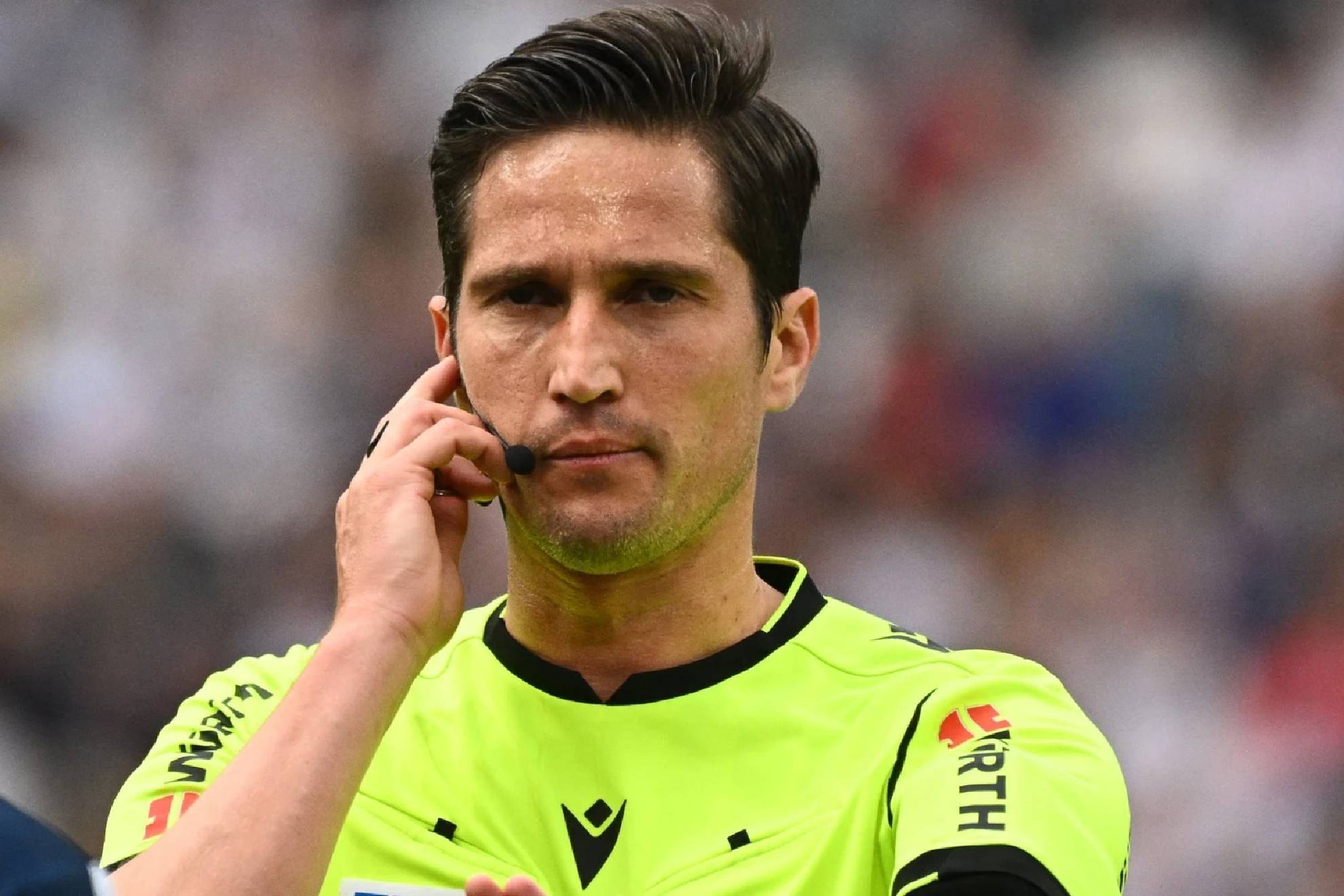 Controversă în direct la finala Supercupei: emoții și dezbateri104