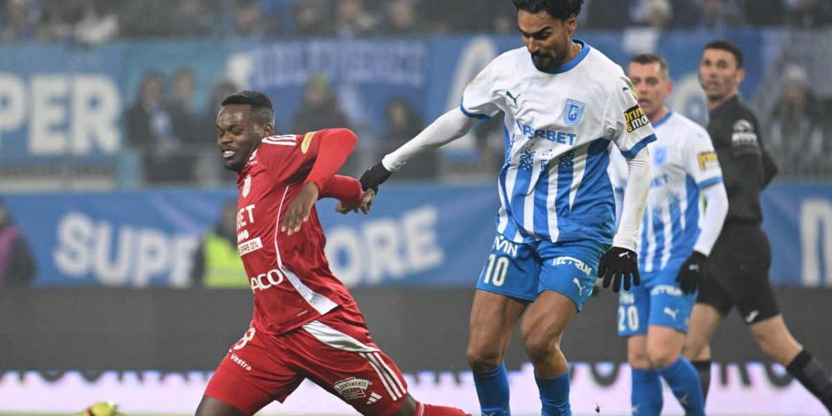 1769307495_universitatea-craiova-fc-botosani-superliga-superbet-24012026.jpg - StiriAlese