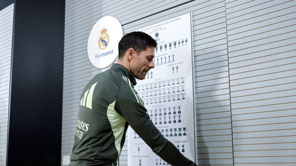 Xabi Alonso, plecare de „mutuo acuerdo” de la Real Madrid Real Madrid a anunțat oficial încheierea colaborării cu Xabi Alonso, antrenorul câtorva luni al echipei de fotbal
