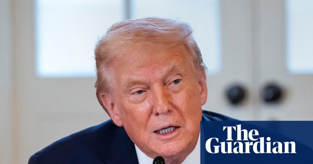 Donald Trump lansează un plan controversat pentru reformarea sistemului de sănătate Donald Trump a prezentat recent un cadru pentru reformarea sistemului de sănătate din Statele Unite, intitulat „Great Healthcare Plan”