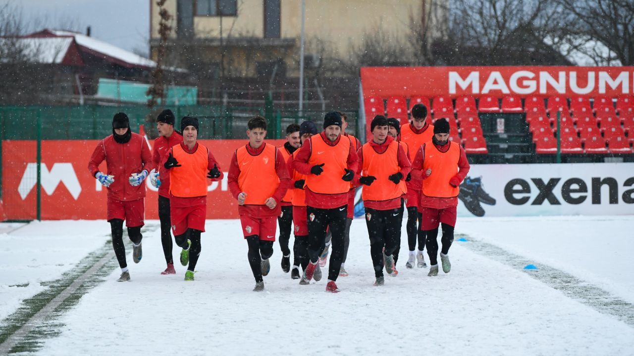 FC Bacău își transformă echipa în iarnă: nouă direcție sub conducerea fraților Pavăl FC Bacău, echipă emblematică pentru fotbalul românesc, își propune să își revitalizeze lotul în pauza competițională de iarnă