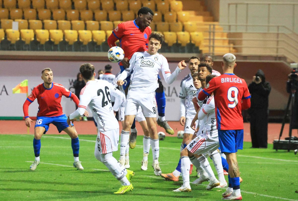 FCSB a debutat în noul an cu o înfrângere, cedând în fața Beșiktaș, scor 1-2, în singurul său meci amical din cantonamentul de la Antalya