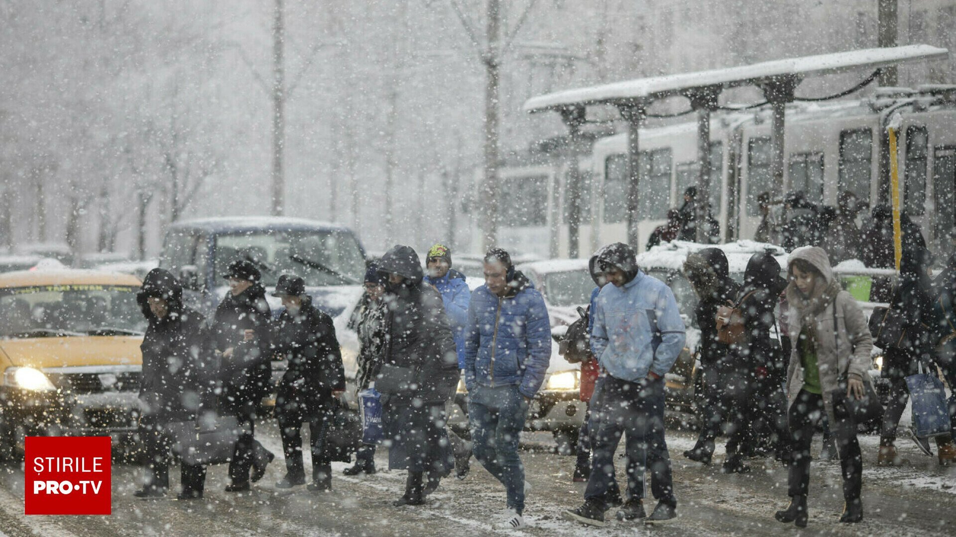 Ger extrem și ninsori masive: România, sub asediul aerului arctic!