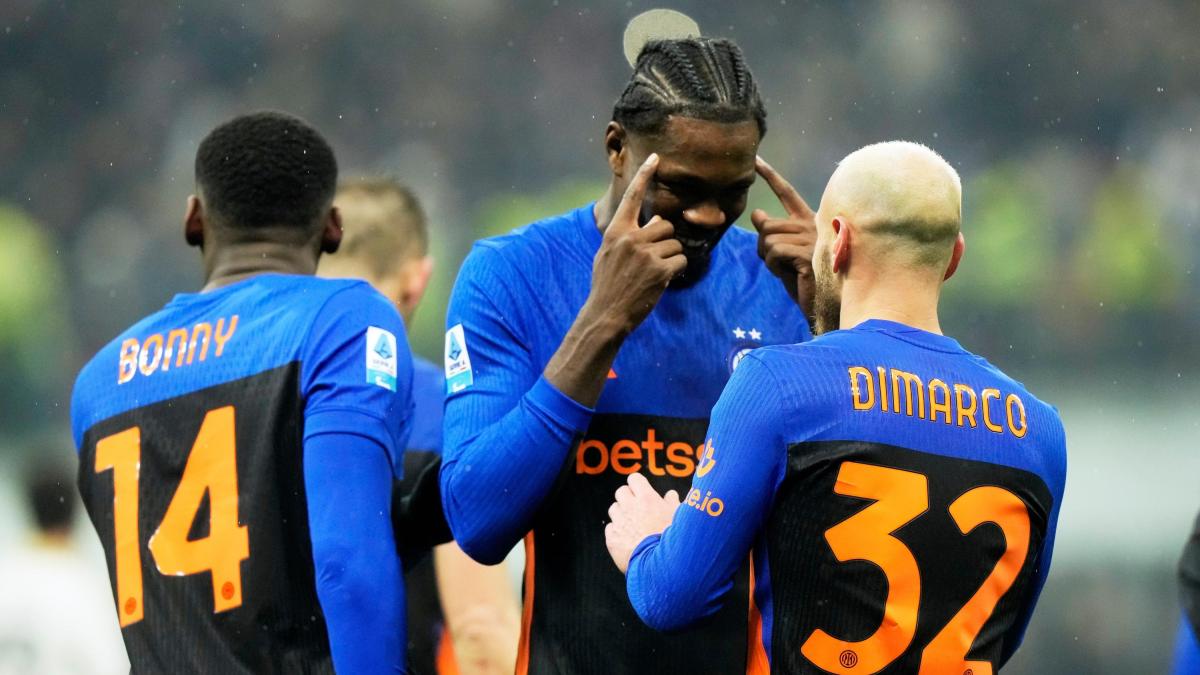 Inter – Pisa: O „pazzo venerdì” pe San Siro Inter Milano a trăit o seară de neuitat, învins două goluri de PISA în primele minute ale jocului, reușind o revenire spectaculoasă pentru a câștiga cu 6-2, într-un meci în care ploaia a adăugat un strop de dramă și emoție