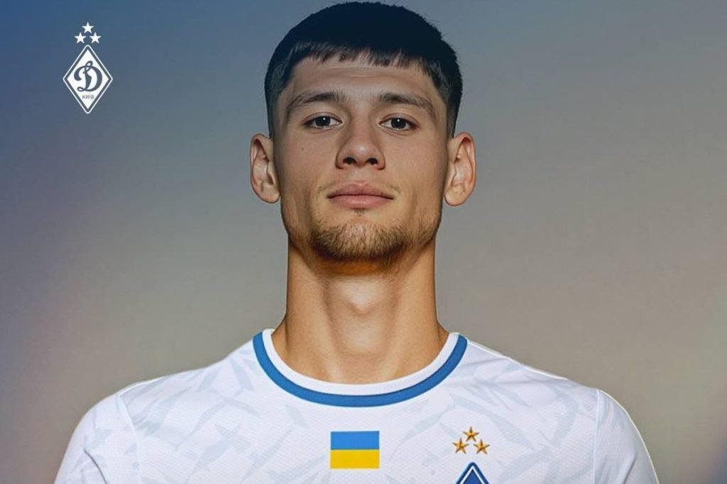 Vladislav Blănuță, pe cale de retragere de la Dinamo Kiev din cauza ostilității fanilor Atacantul român Vladislav Blănuță, transferat în luna septembrie de la FCU Craiova la Dinamo Kiev pentru suma de două milioane de euro, se confruntă cu o situație extrem de complicată la noua sa echipă