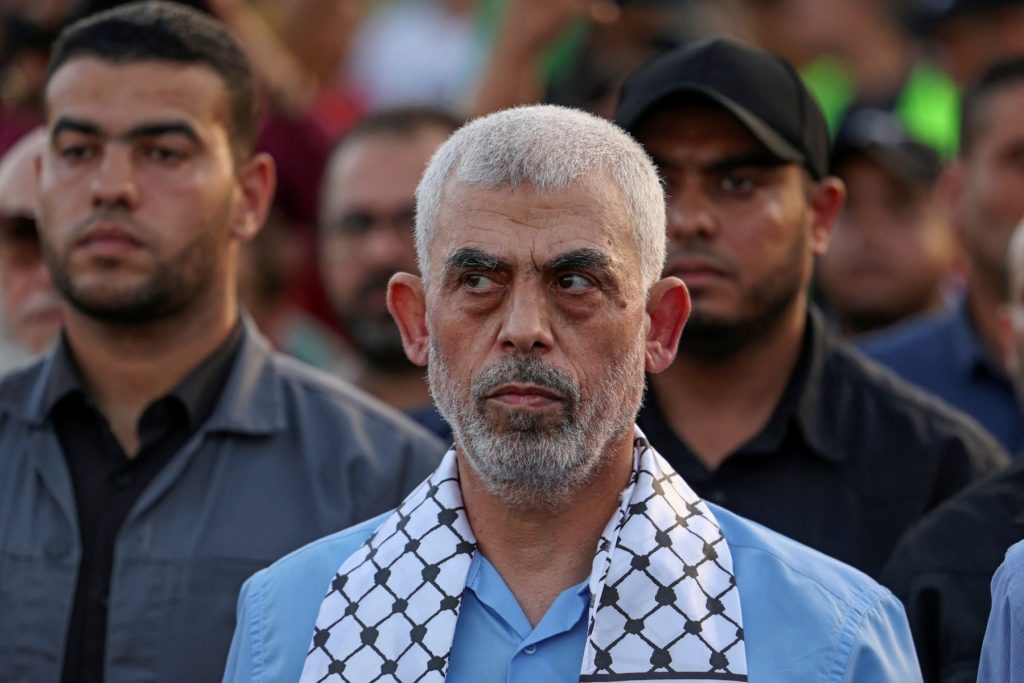 Hamas se pregătește pentru o schimbare în conducere într-un moment extrem de tensionat pentru Gaza și Orientul Mijlociu Organizația terroristă Hamas se află în fața unui moment crucial, anunțând organizarea alegerilor pentru un nou lider în această lună, într-un context geopolitic extrem de complicat