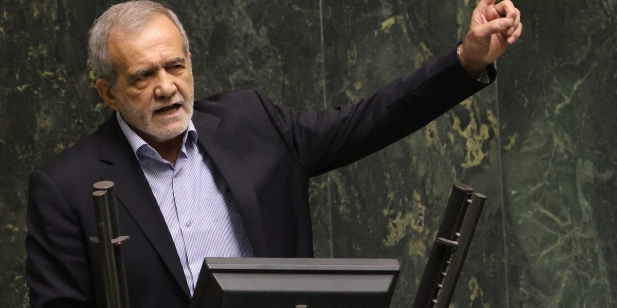 AFP__20240817__36EE3B6__v1__HighRes__IranPoliticsGovernment-e1726639501785.jpg - StiriAlese