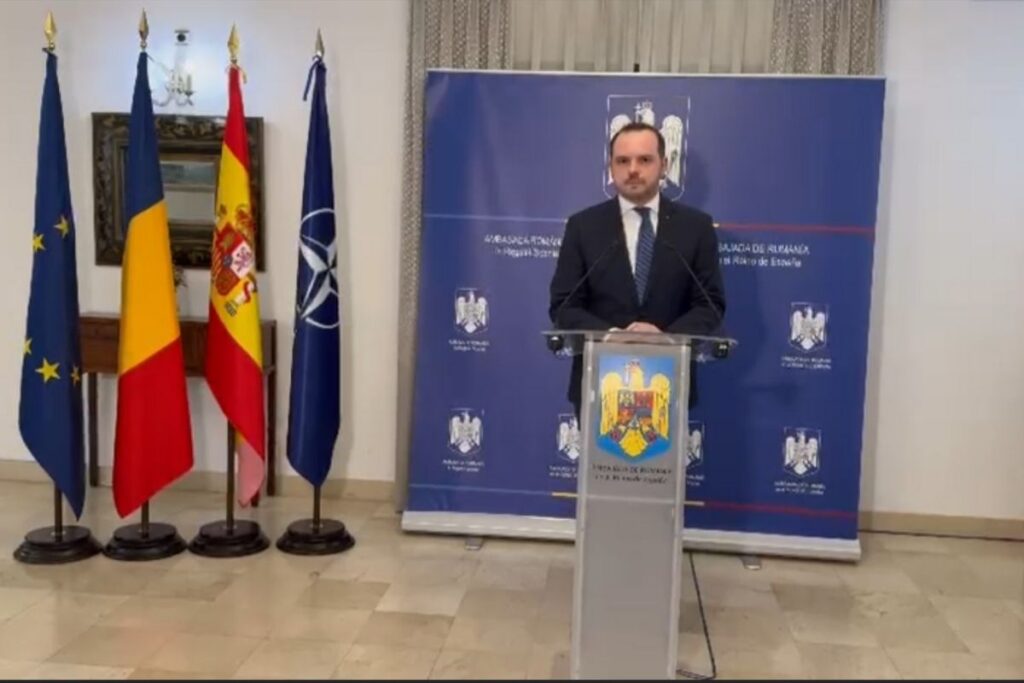 Alimentația sănătoasă, un imperativ în noul plan de sănătate publică al României Alimentația corectă devine unul dintre pilonii fundamentali ai strategiei naționale de sănătate, conform declarațiilor recente ale ministrului Sănătății, Alexandru Rogobete, făcute în cadrul unei conferințe de presă la Madrid