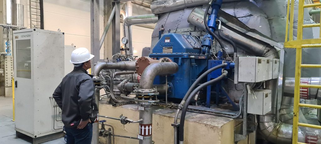 Situație alarmantă în sistemul de termoficare al Bucureștiului: doar 82% funcționează, iar peste 500 de blocuri rămân fără apă caldă și căldură Bucureștiul se confruntă, din nou, cu probleme majore în sistemul de termoficare, sistem care funcționează în prezent la doar 82%