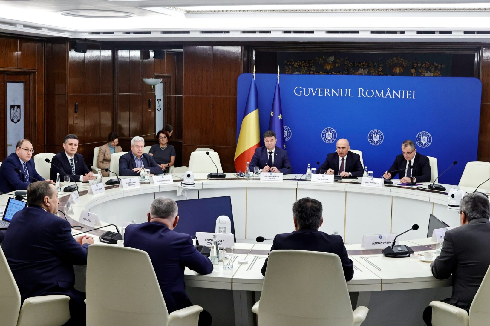 Ilie Bolojan anunță măsuri de austeritate în învățământul superior și cercetare pentru bugetul 2026