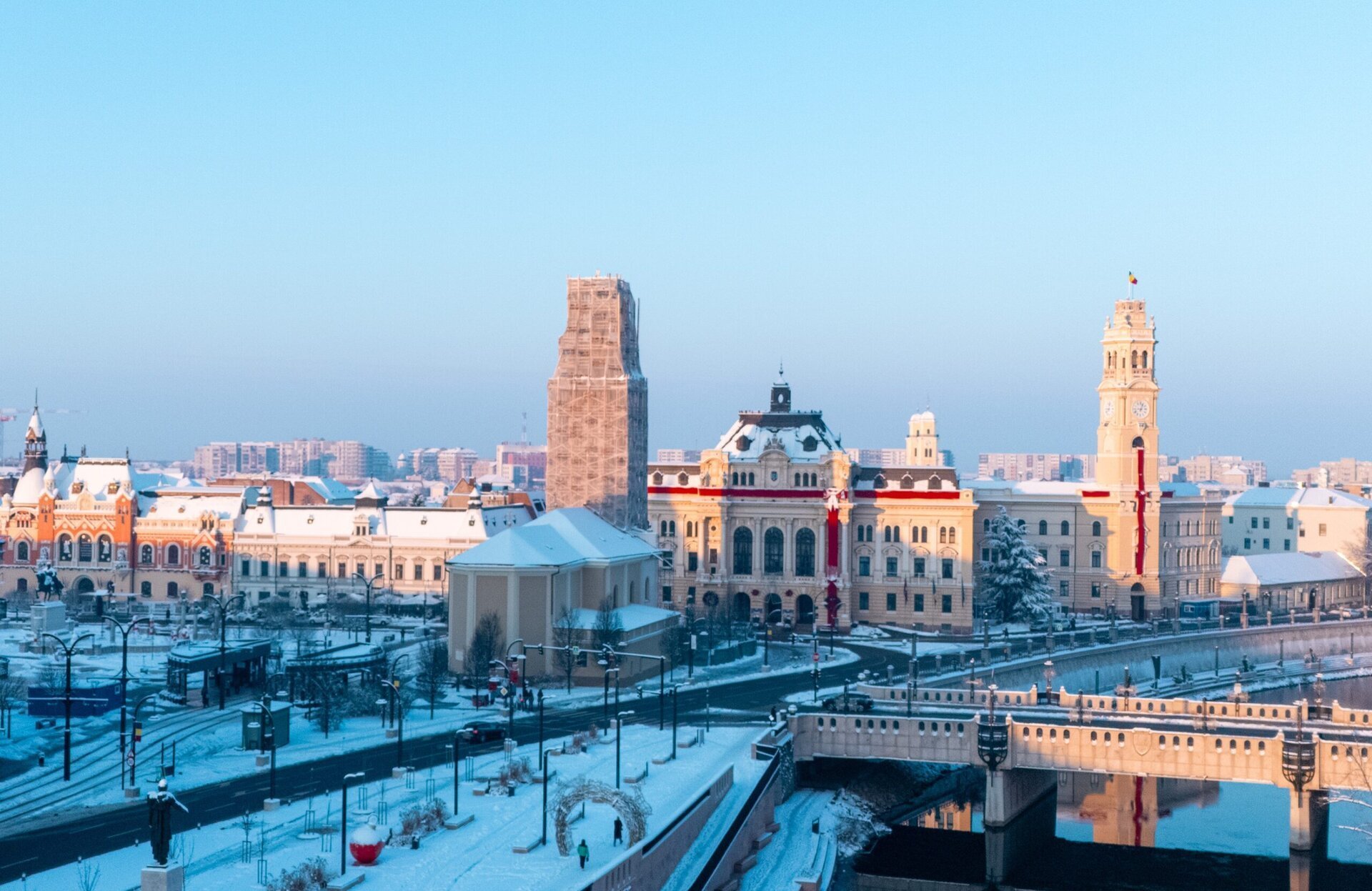 Primăria Oradea deschide perioada de plată a impozitelor locale din 15 ianuarie 2026 Începând cu 15 ianuarie 2026, contribuabilii din Oradea își pot achita taxele și impozitele locale aferente acestui an