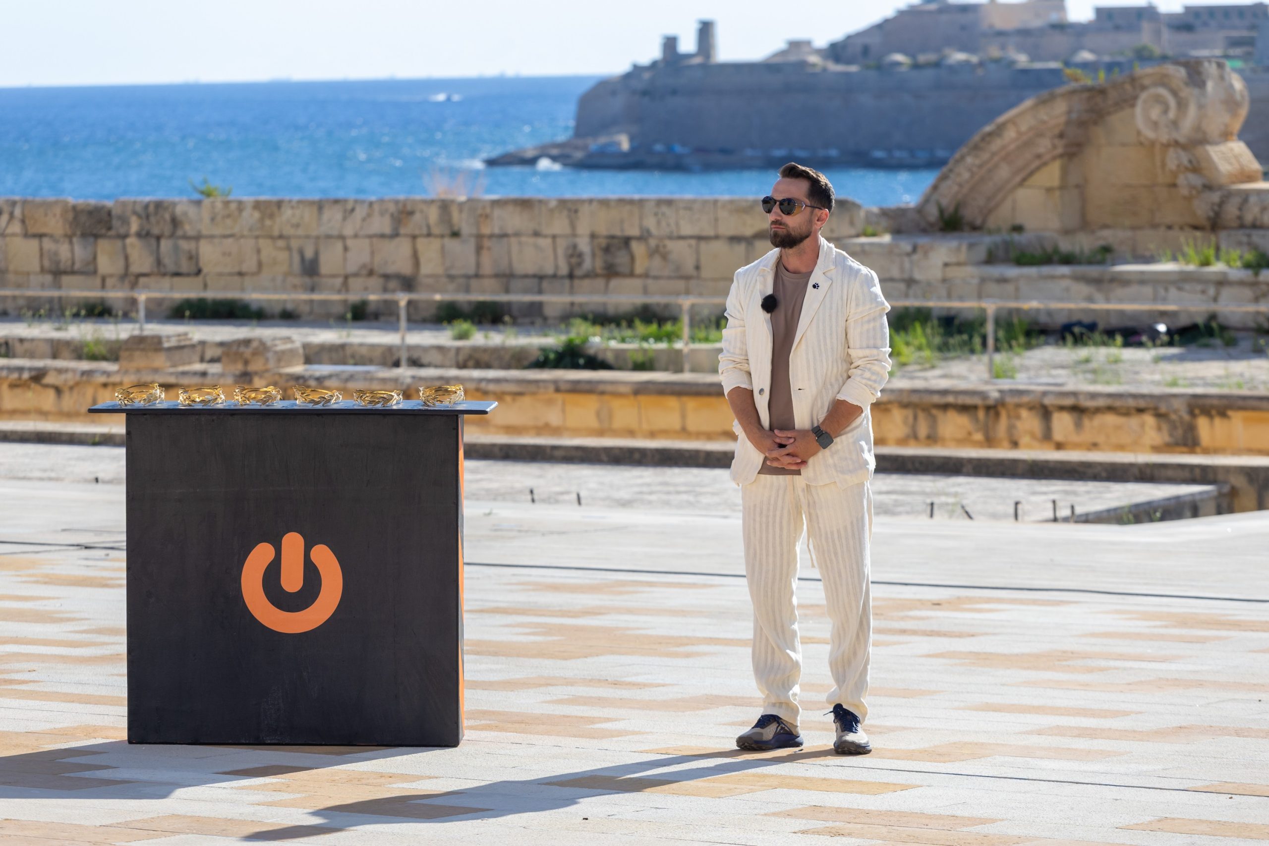 Duelul vedetelor la PRO TV și Antena 1: Cine va cuceri audiențele în 2023? În această seară, telespectatorii români sunt invitați la un nou duel al audiențelor, cu două emisiuni de succes pregătite pe cele mai mari posturi de televiziune din țară