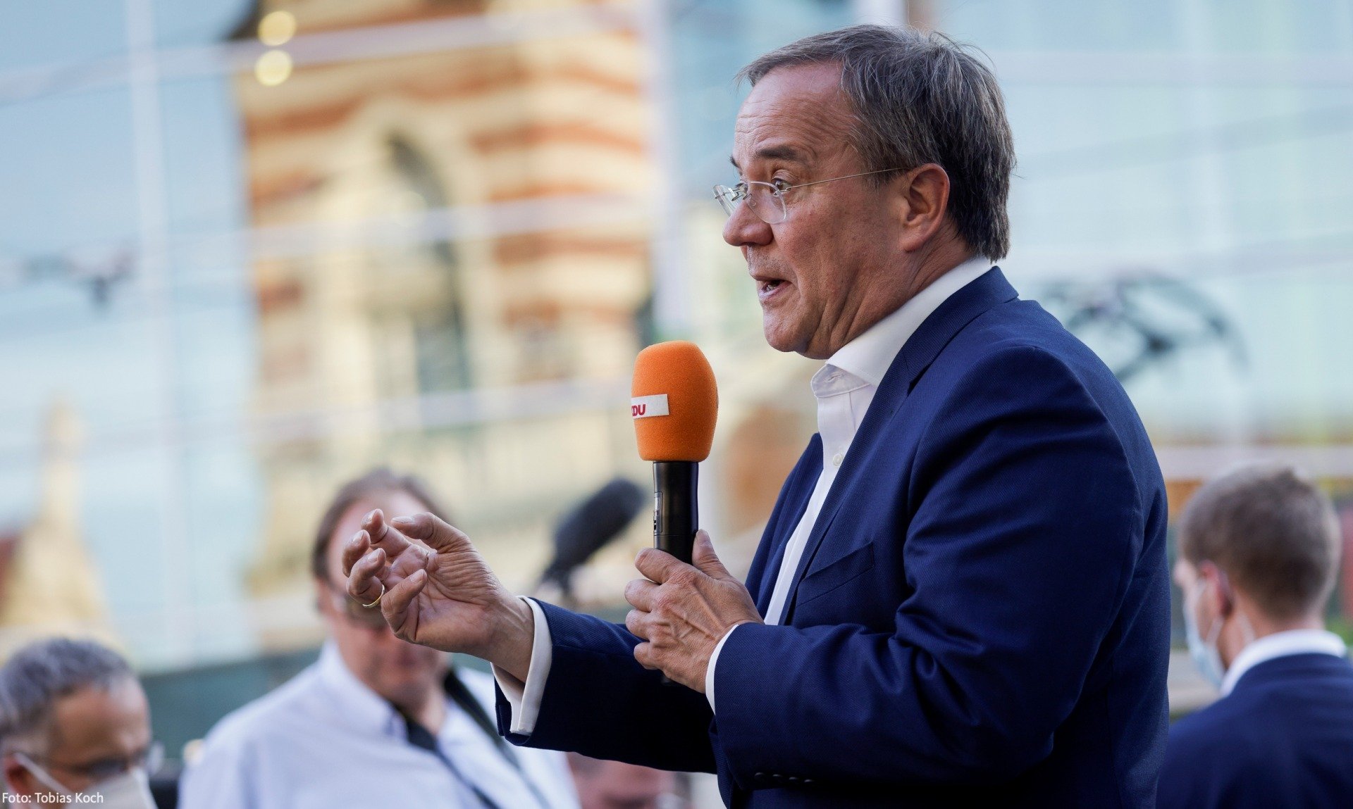 Fostul candidat conservator pentru funcția de cancelar, Armin Laschet, cere recalcularea strategiei europene în contextul conflictului din Ucraina Berlin – Într-o declarație care a stârnit reacții și analize în rândul oficialilor europeni, fostul candidat al Partidului Creștin Democrat pentru poziția de cancelar, Armin Laschet, a făcut apel la o reconsiderare a dialogului cu Rusia în privința conflictului din Ucraina