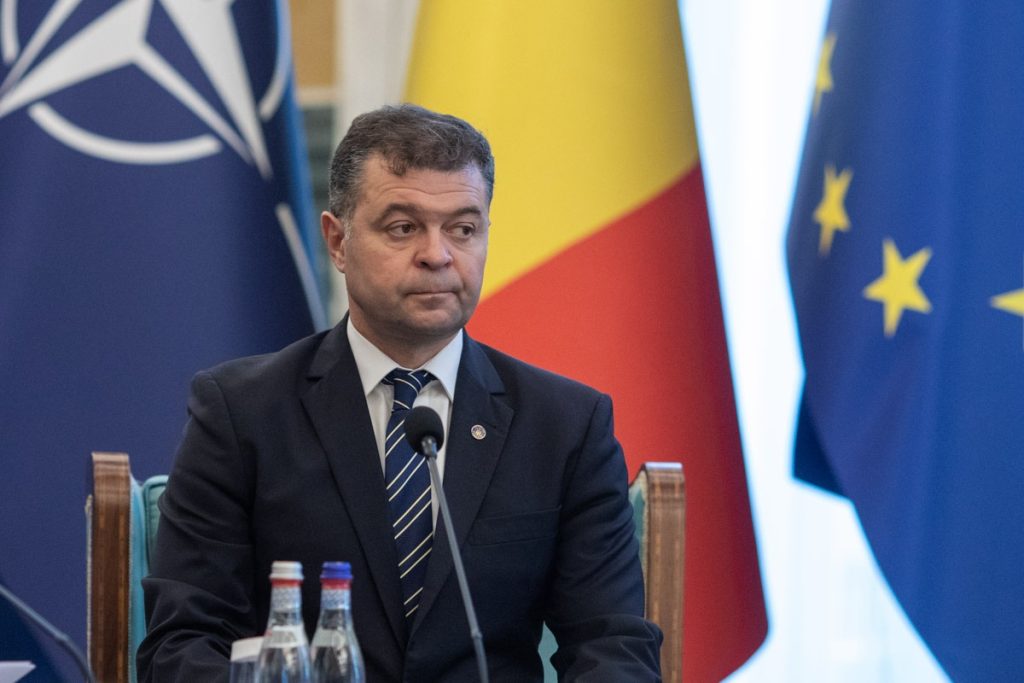 Deputatul PNL Marilen Pirtea, scuzat pentru lipsa locuinței din declarația de avere după furtul din Dumbrăvița Imediat după jaful în care a fost victima, deputatul liberal Marilen Pirtea a încercat să clarifice situația legată de locuința sa din Dumbrăvița, recent spartă de hoți