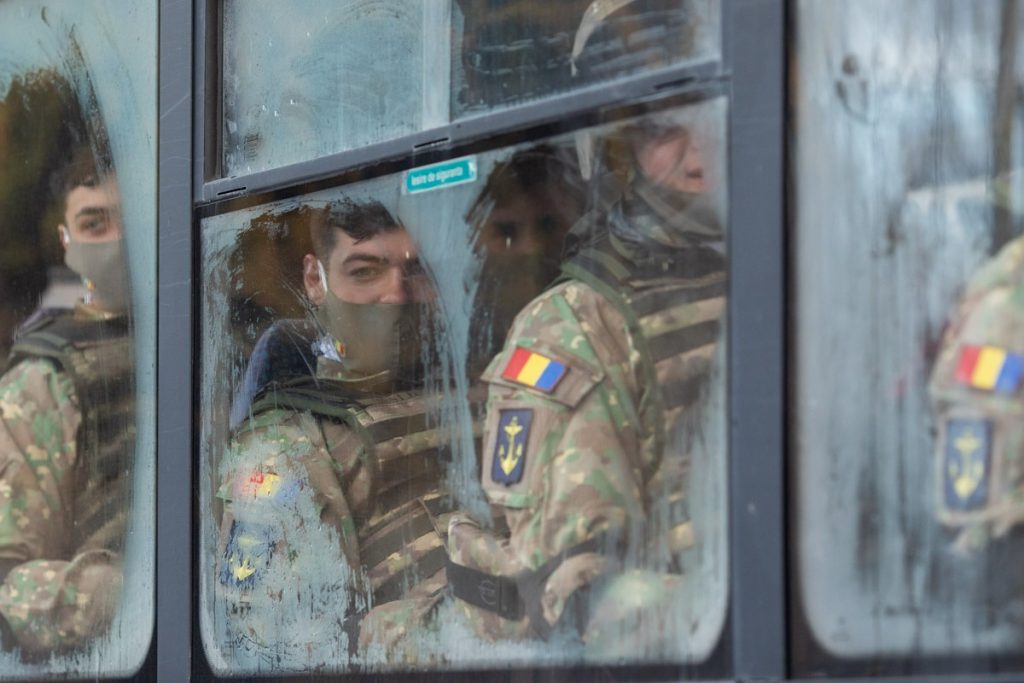 Autoritățile din domeniul militar român continuă să pună în discuție reformele din sistemul de apărare, în special în ceea ce privește vârsta de pensionare a personalului militar cu statut special
