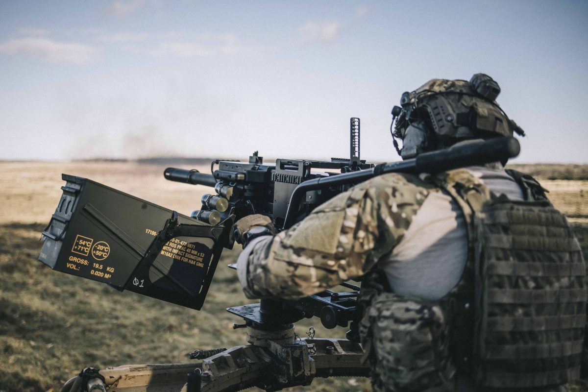 Regatul Unit extinde perioada de recrutare a rezerviștilor militari până la vârsta de 65 de ani, într-un pas semnificativ menit să își întărească forțele de rezervă într-un climat internațional de tensiune crescută