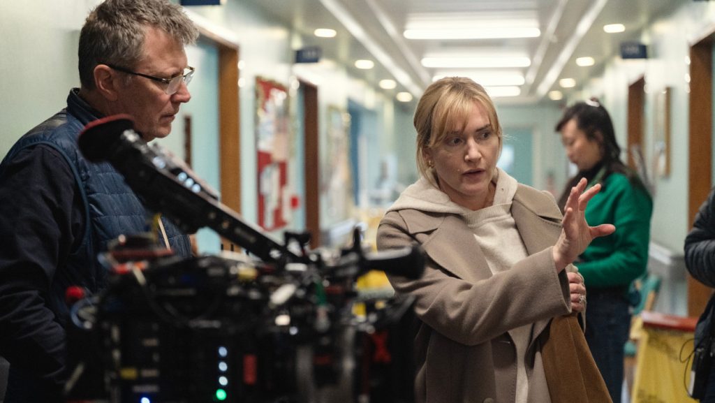 Kate Winslet: lecții de actorie în regia filmului „Goodbye June”