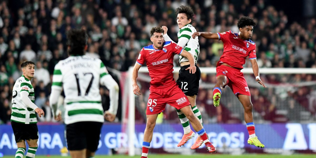 Galo de peito feito empurrou leão às cordas (crónica)