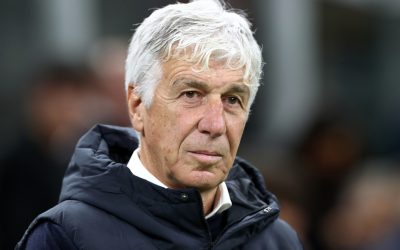 MILAN, ITALY - NOVEMBER 02: Gian Piero Gasperini, Head Coach of AS Roma, looks on prior to the Serie A match between AC Milan and AS Roma at Giuseppe Meazza Stadium on November 02, 2025 in Milan, Italy. (Photo by Marco Luzzani/Getty Images)