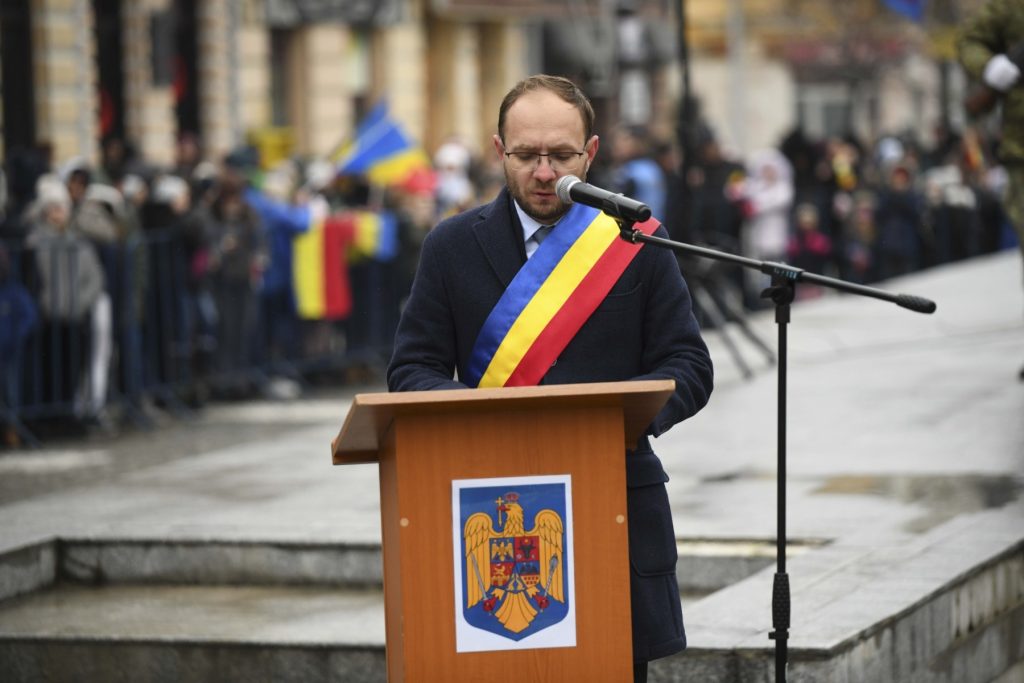 Primarul municipiului Botoșani, Cosmin Andrei, anunță posibilitatea acordării de sprijin financiar pentru persoanele cu handicap, măsură care ar putea ușura semnificativ povara taxelor și impozitelor locale începând cu acest an