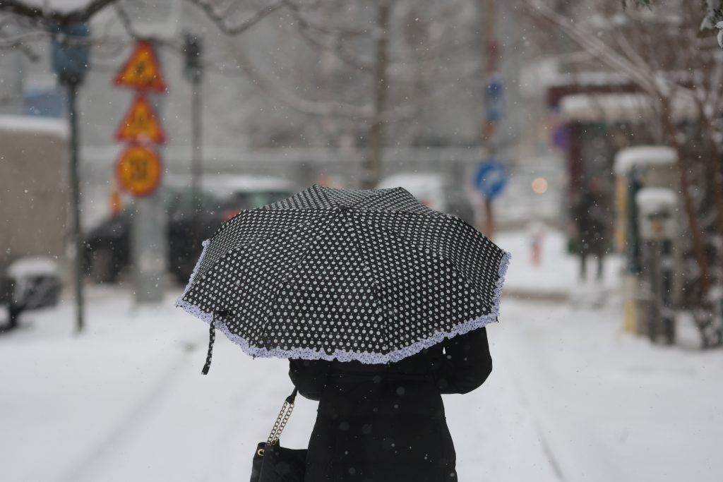 Ninsori în București după zile calde, anunță meteorologii