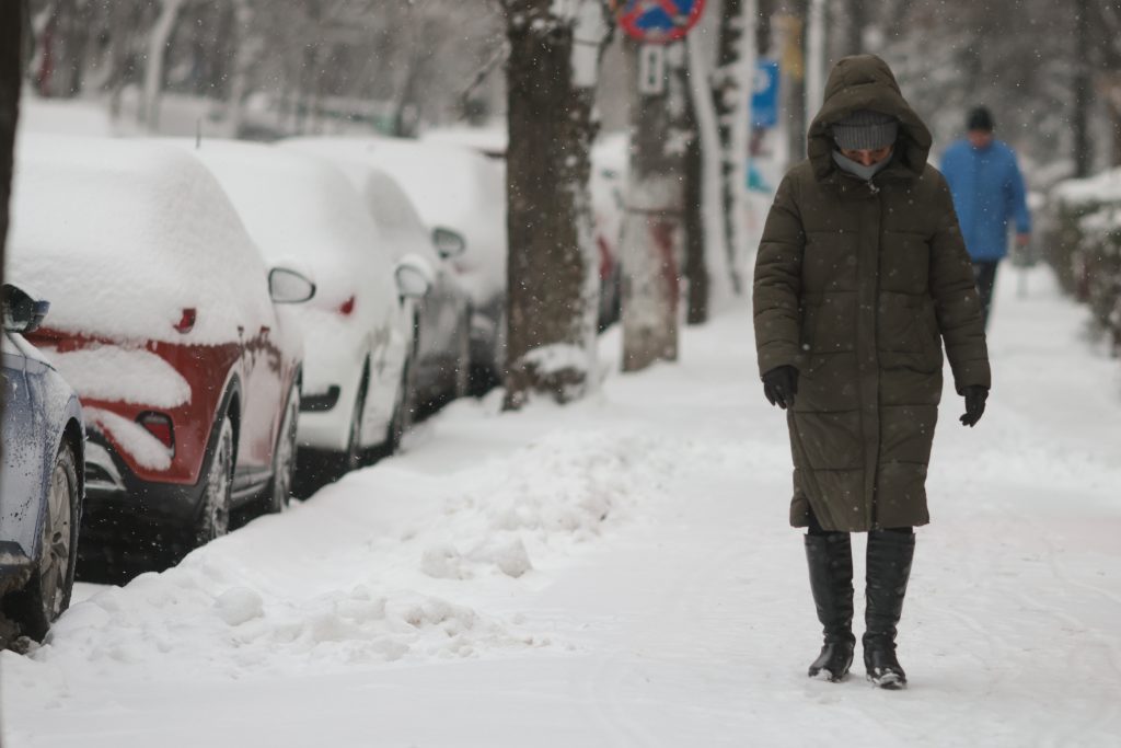 Gerul revine în țară, cu temperaturi de până la -15 grade Celsius După câteva zile de temperaturi mai ridicate, România se pregătește pentru o revenire bruscă a gerului