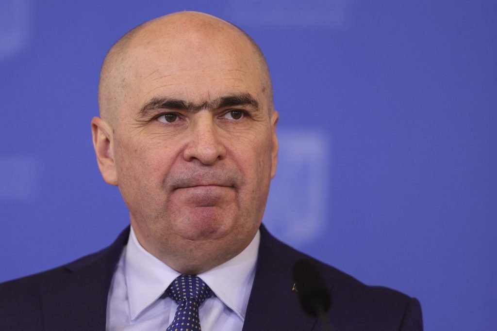 Premierul Ilie Bolojan, intervievat în direct la TVR de la ora 21.00