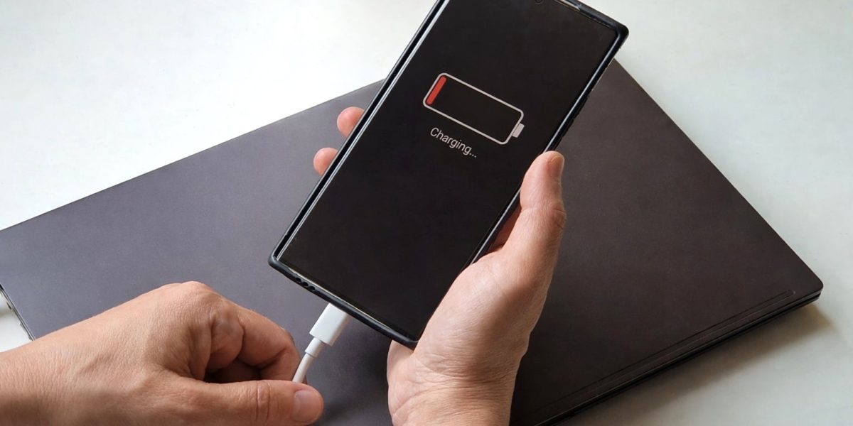 Incarcare-corecta-telefon-mobil-playtech.jpg - StiriAlese