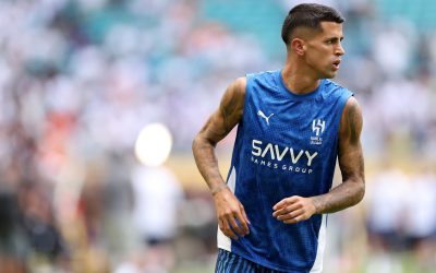 MIAMI GARDENS, FLORIDA - JUNE 18: Joao Cancelo #20 of Al Hilal warms up prior to the FIFA Club World Cup 2025 group H match between Real Madrid CF and Al Hilal at Hard Rock Stadium on June 18, 2025 in Miami Gardens, Florida. (Photo by Megan Briggs/Getty Images) (Inter links)