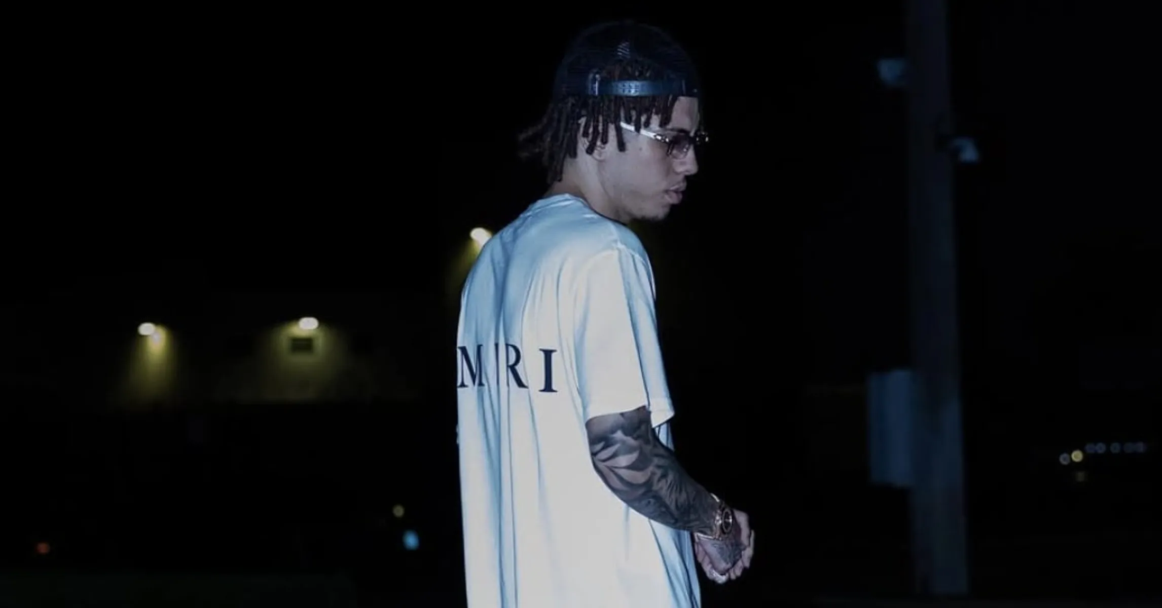 Incident alarmant în New York: Un streamer a fost atacat în timpul unei transmisiuni live Vineri seară, un incident violent a avut loc în Bronx, New York, când Konvy, un cunoscut streamer pe platforma Kick, și prietenii săi au fost țintiți de focuri de armă în timp ce se aflau într-o mașină