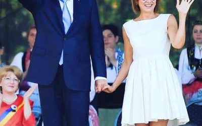 Klaus-Iohannis-Carmen-Iohannis-Facebook.jpg - StiriAlese