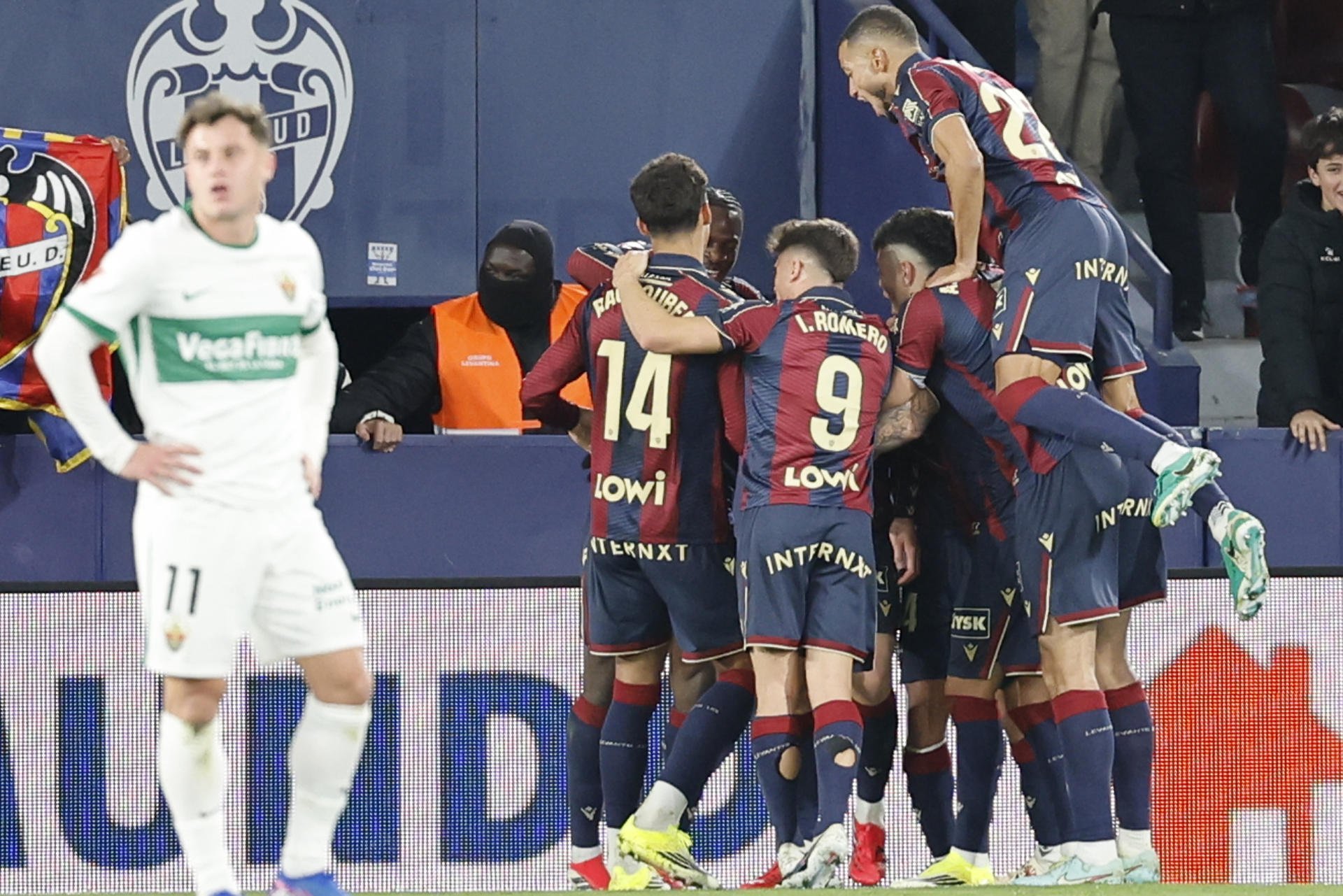 Levante învinge Elche cu un gol dramatic în minutul 95 – 3-2!