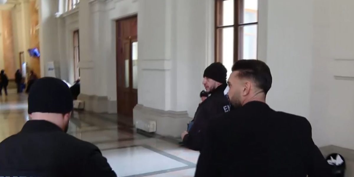 MCZ6Yz0xJmhhc2g9MGFhNDlkMGY5ZmYyYjMwZjZlMWM3OTYyYjM3NGRlY2Q.thumb_.jpg - StiriAlese