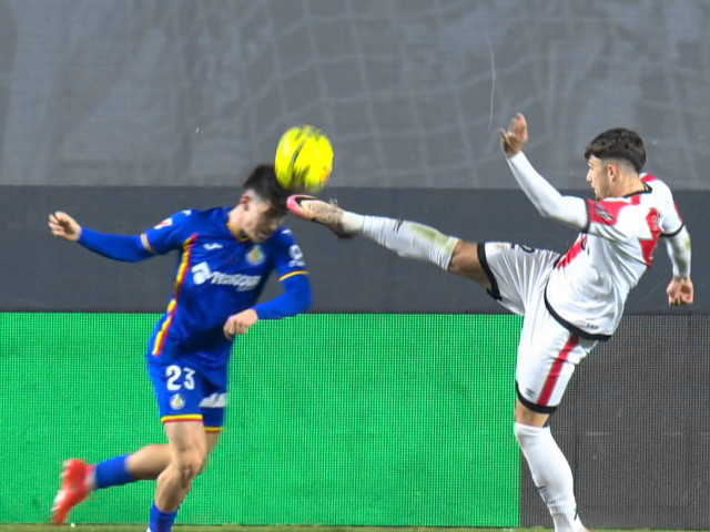 MCZ6Yz0xJmhhc2g9NjU1NWEzMTAxNzlkYWY3NmJlNWY3MDk1ZDJmMTVhNDQ.thumb_.jpg - StiriAlese