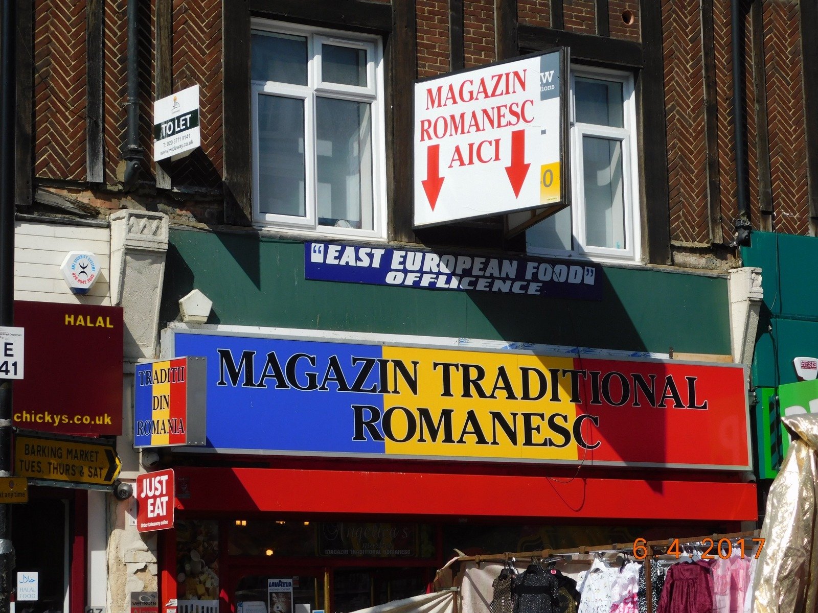 Peste 48.000 de migranți români și bulgari părăsesc Marea Britanie într-un singur an, o cifră care subliniază o tendință alarmantă de emigrare în creștere, pe fondul instabilității economice și sociale din Regat