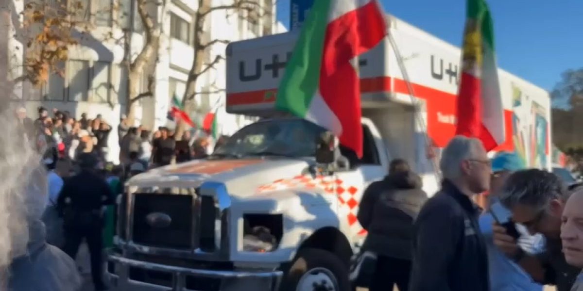 U-Haul plows through crowd of protesters in Westwood – NBC Los Angeles