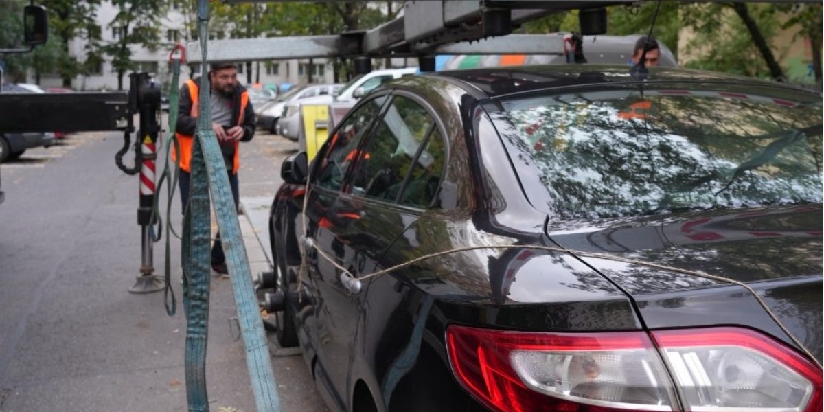 Masinile-parcare-neregulamentar-Sector-3.jpg - StiriAlese